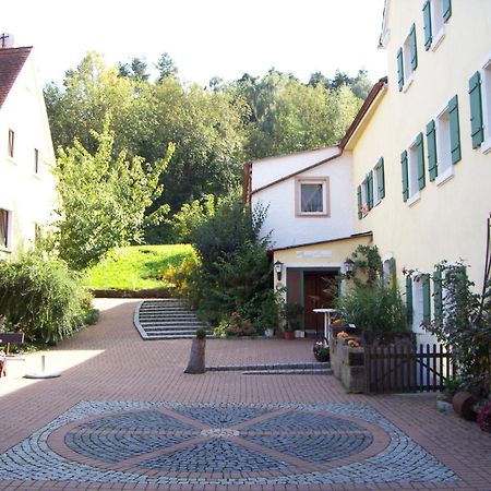 Landgasthof Gotzenmuehle Lichtenau  ภายนอก รูปภาพ